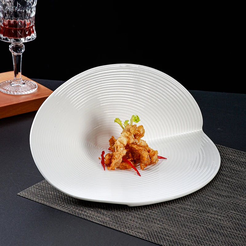 Folded Elegance Serving Plate