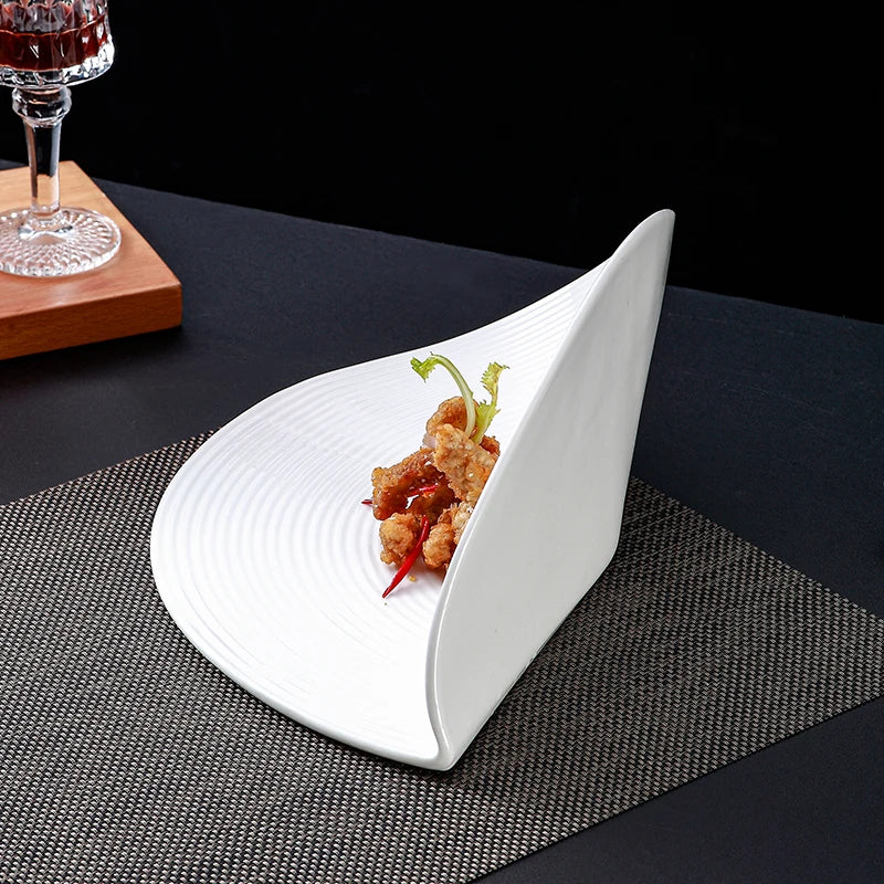 Folded Elegance Serving Plate