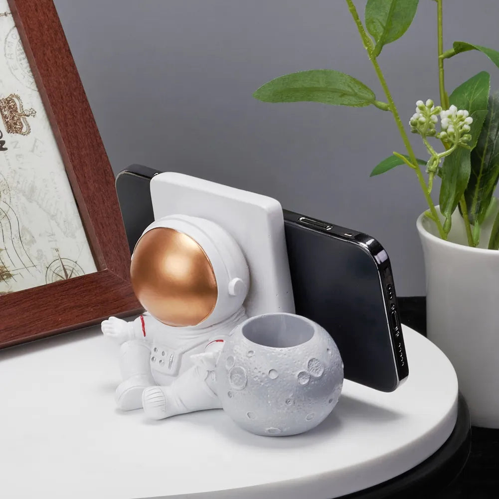 Astronaut Cell Phone Stand