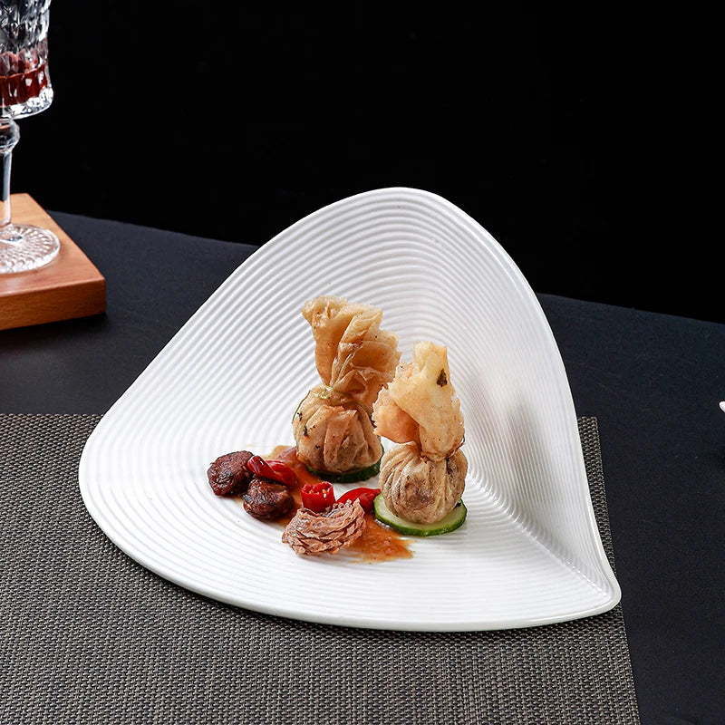 Folded Elegance Serving Plate